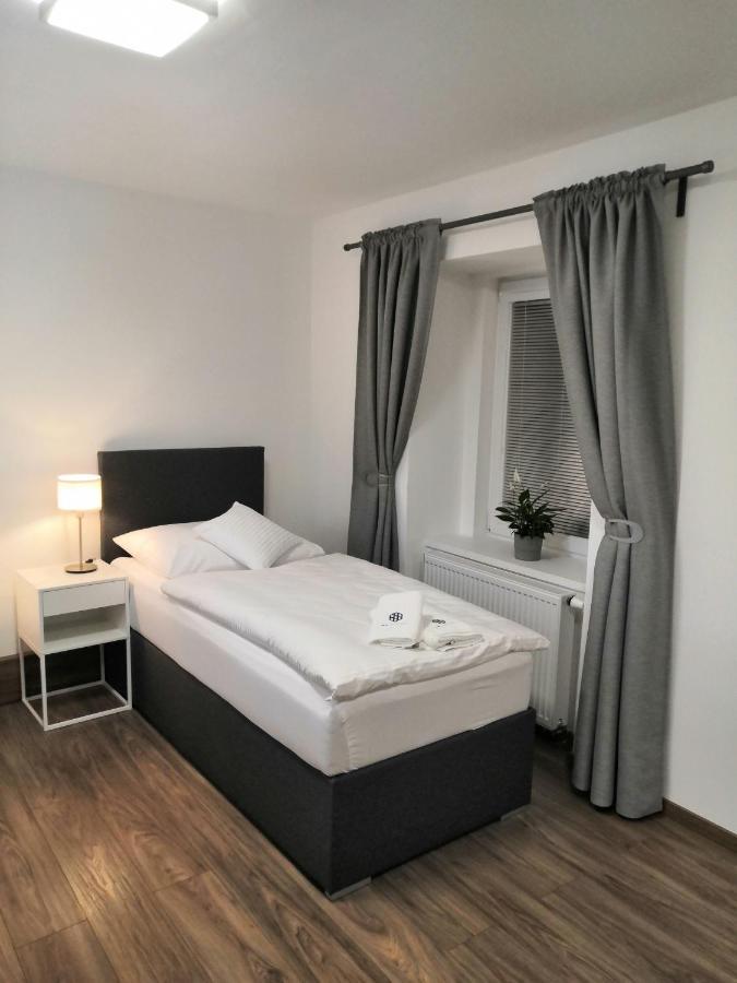 Apartment Slo.